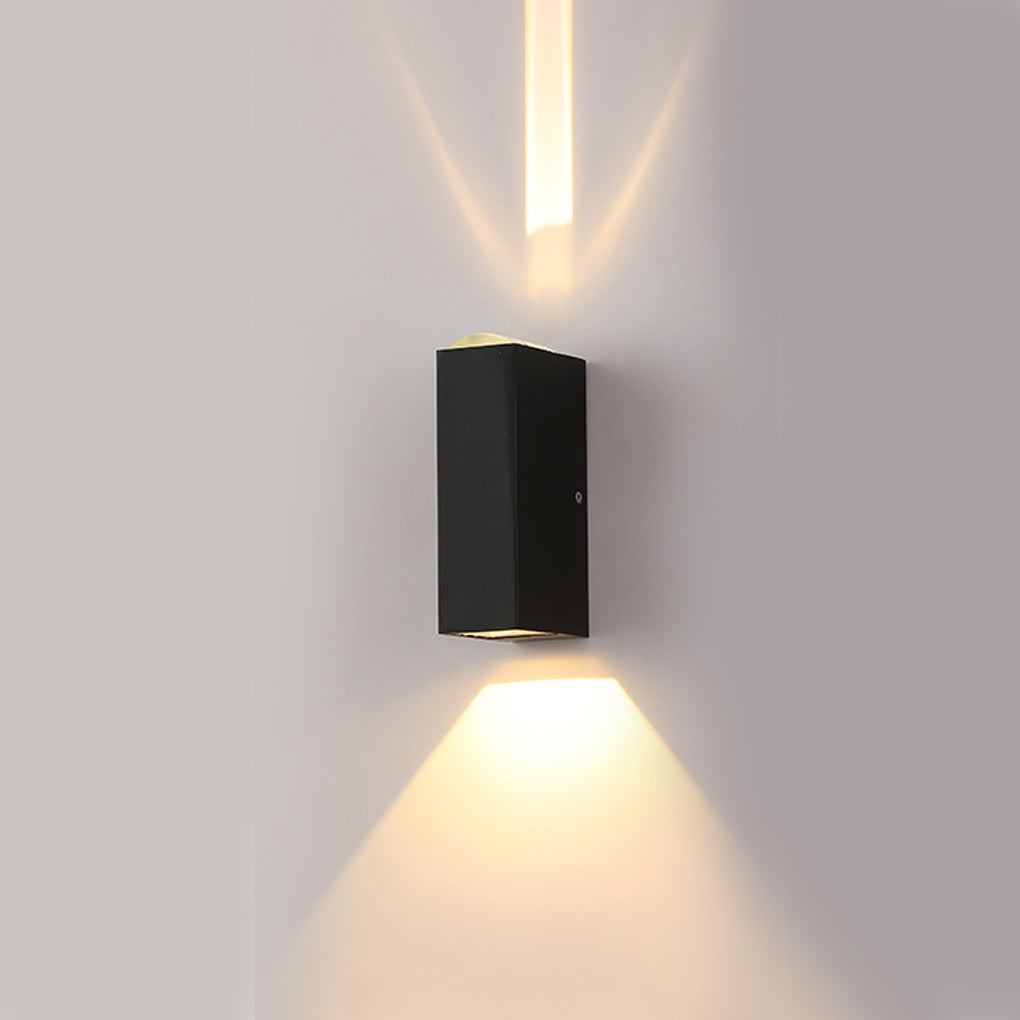 CALORA_ Waterdichte Multifunctionele Spotlight Buitenmuur Lamp - 5.6 cm x 8 cm x 18 cm