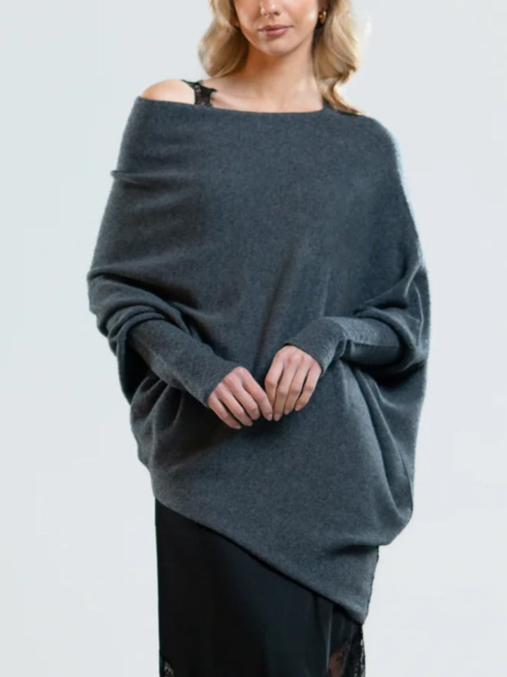 Calvina Clere | Comfy Sweater met Elegante Schouderbies