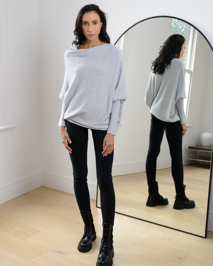 Saint Luré | Luxe trui Sweater met open hals