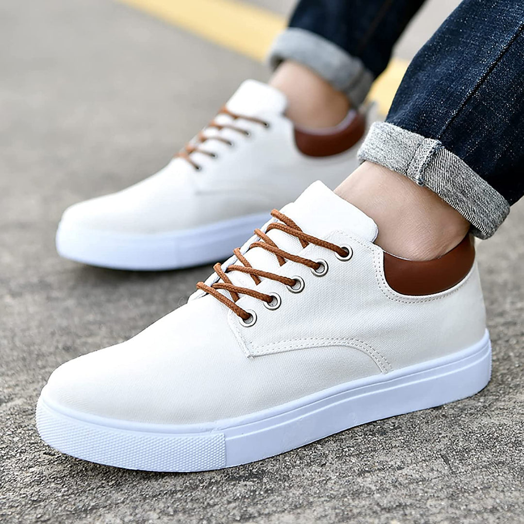 Farnham | Stoere herensneakers met witte zool