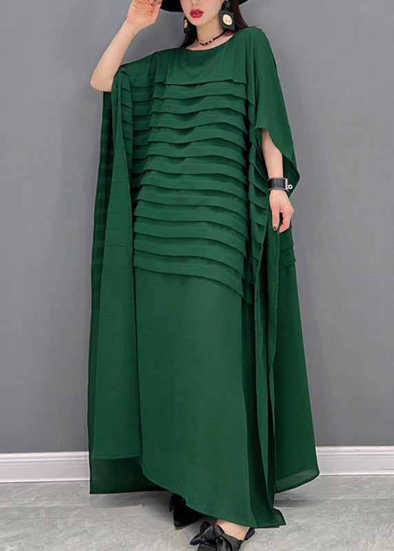 Grace Green O-hals gestreepte chiffon enkeljurk met vleermuismouwen