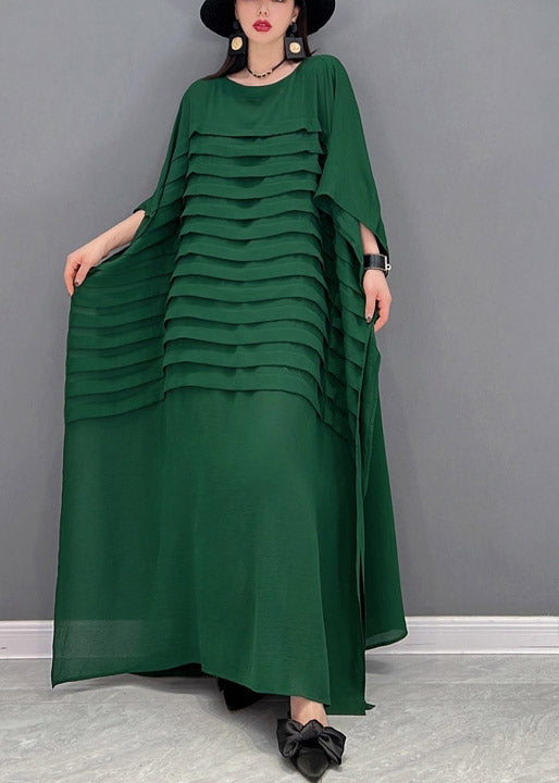 Grace Green O-hals gestreepte chiffon enkeljurk met vleermuismouwen