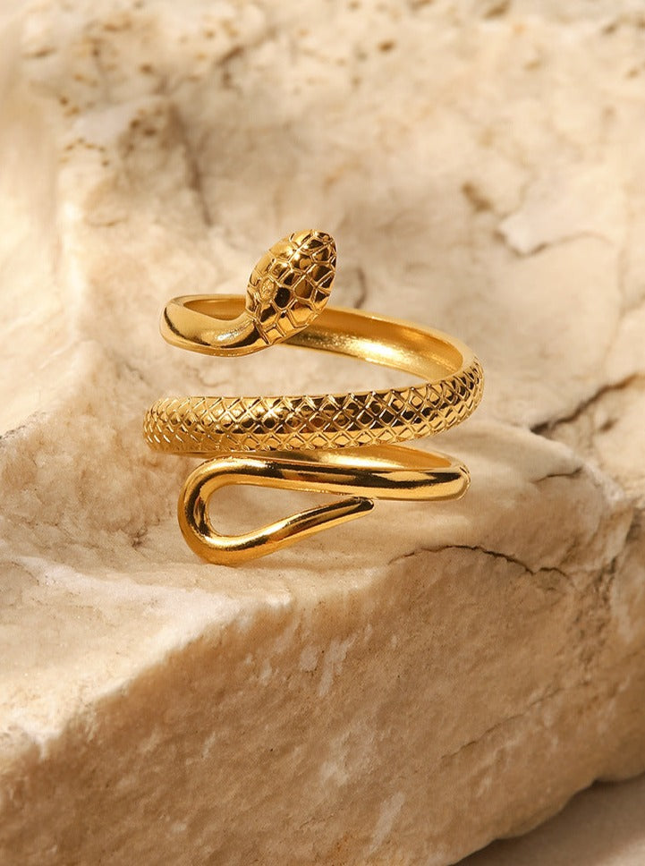 CALORA_ 18K Gouden Geplateerde RVS Slang Ontwerp Ring