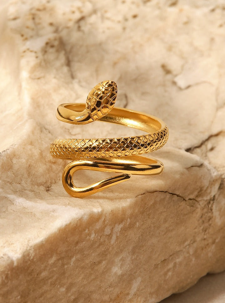 CALORA_ 18K Gouden Geplateerde RVS Slang Ontwerp Ring