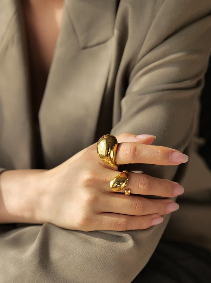 CALORA_ 18K Gouden Roestvrijstalen Gesloten Ring