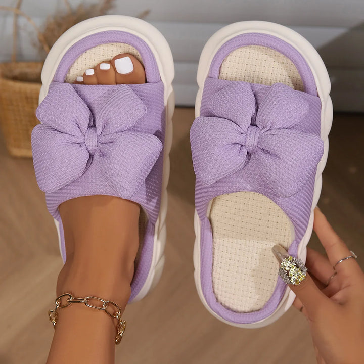 CALORA_ Amory | Chique Dikke Zool en Anti-Slip Slippers met strik