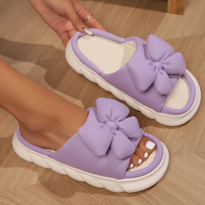 CALORA_ Amory | Chique Dikke Zool en Anti-Slip Slippers met strik