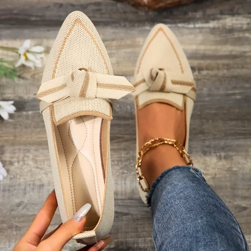 CALORA_ Ballet Flats van Italiaans Stof met Knopen en Comfortabele Binnenzool