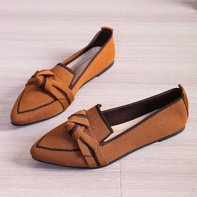 CALORA_ Ballet Flats van Italiaans Stof met Knopen en Comfortabele Binnenzool