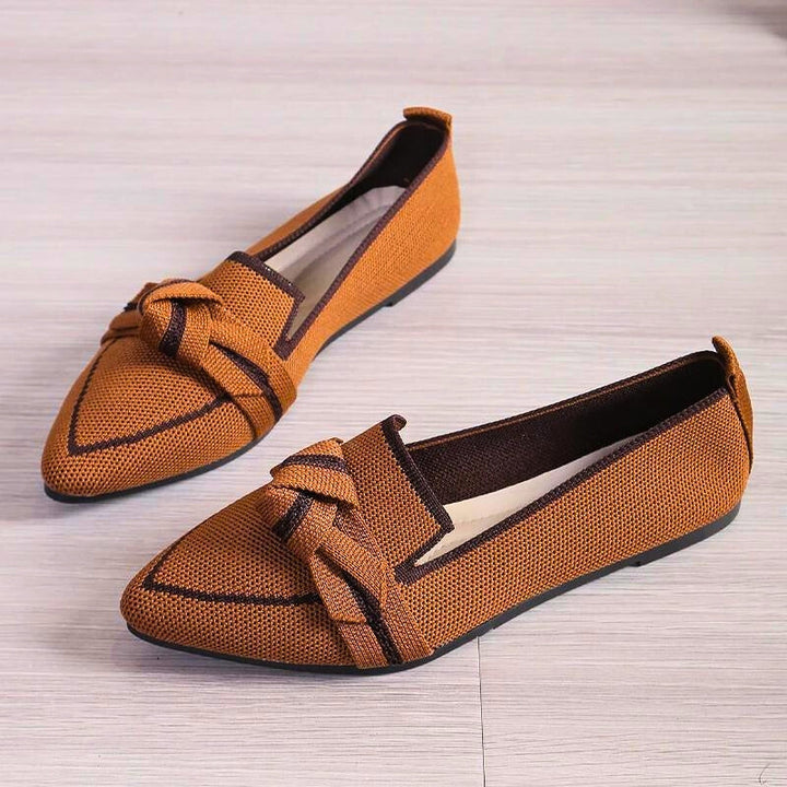 CALORA_ Ballet Flats van Italiaans Stof met Knopen en Comfortabele Binnenzool