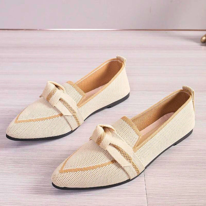 CALORA_ Ballet Flats van Italiaans Stof met Knopen en Comfortabele Binnenzool