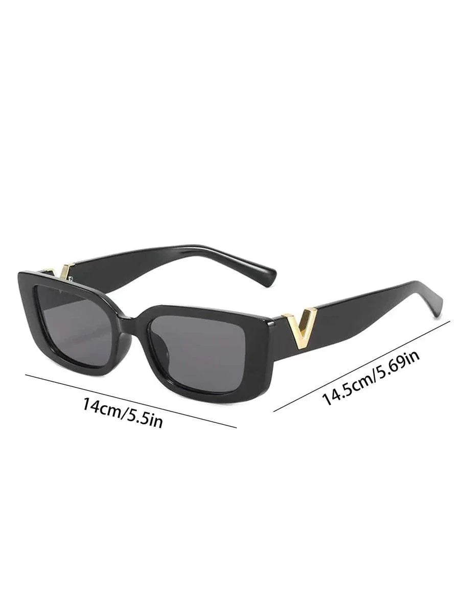 CALORA_ Chique Violette Zonnebril met Gouden Accenten voor Tijdloze Elegantie