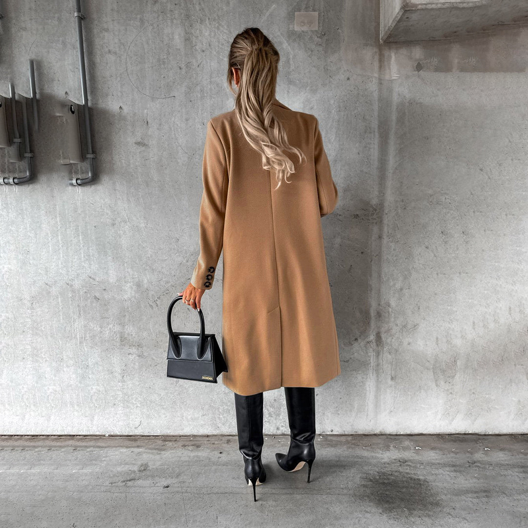CALORA_ Clare | Dames winter trenchcoat met dubbele rij knopen