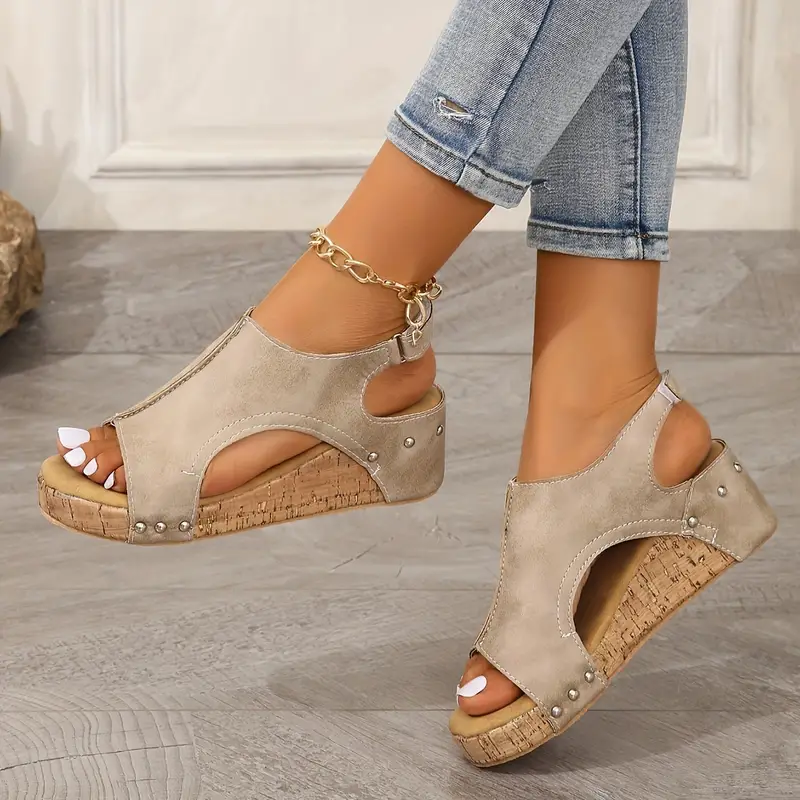 CALORA_ Comfortabele Wedge Sandalen voor Dames – Chic en Veelzijdig Design