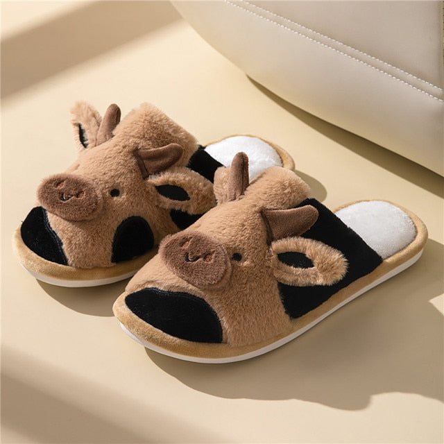 CALORA_ ComfyFluffs | Pluizige Koe Pantoffels