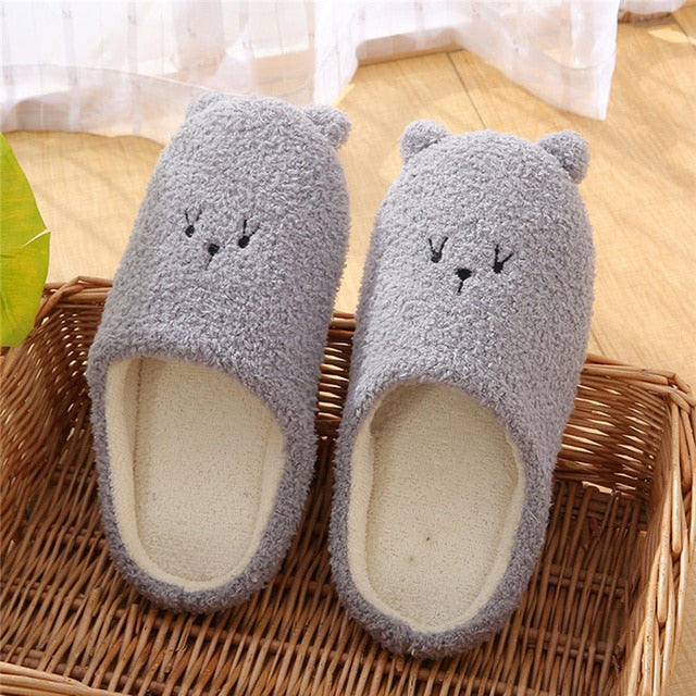 CALORA_ ComfyFluffs | Pluizige Beer Pantoffels