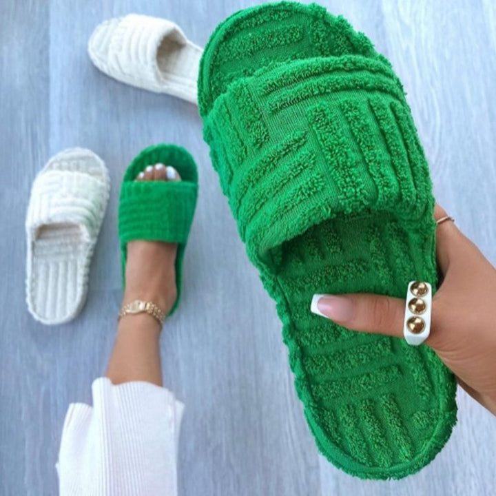 CALORA_ ComfyFluffs | Super comfortabel Warme Fluffy Slof Slippers