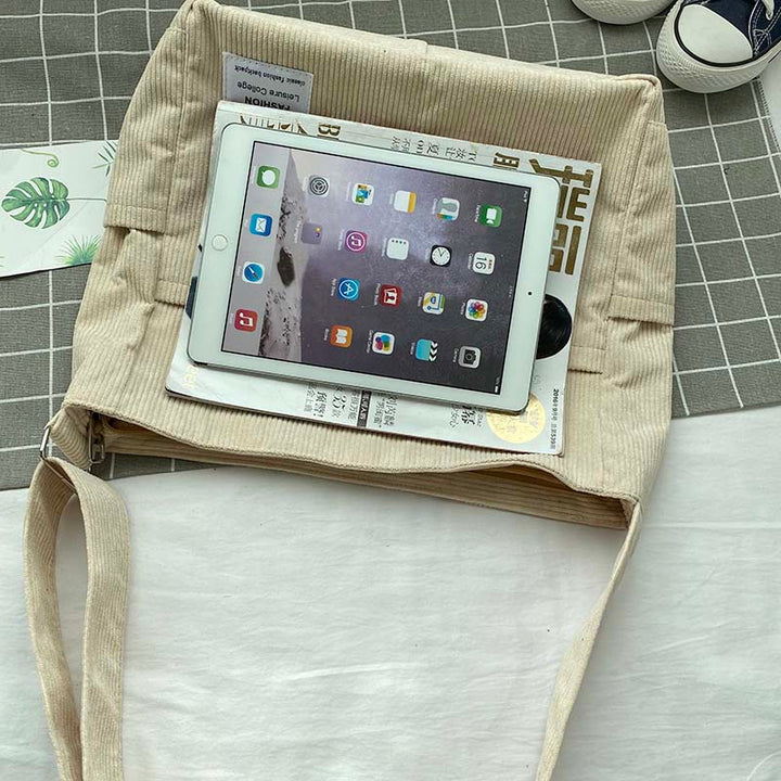 CALORA_ Corduroy Schoudertas voor Stijl en Functionaliteit