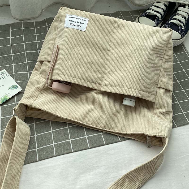 CALORA_ Corduroy Schoudertas voor Stijl en Functionaliteit