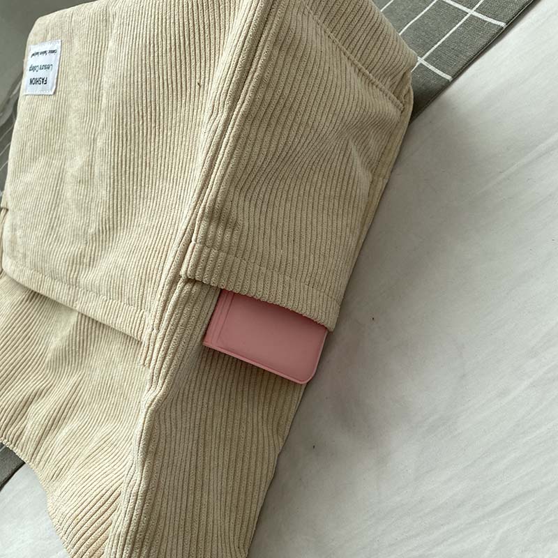 CALORA_ Corduroy Schoudertas voor Stijl en Functionaliteit