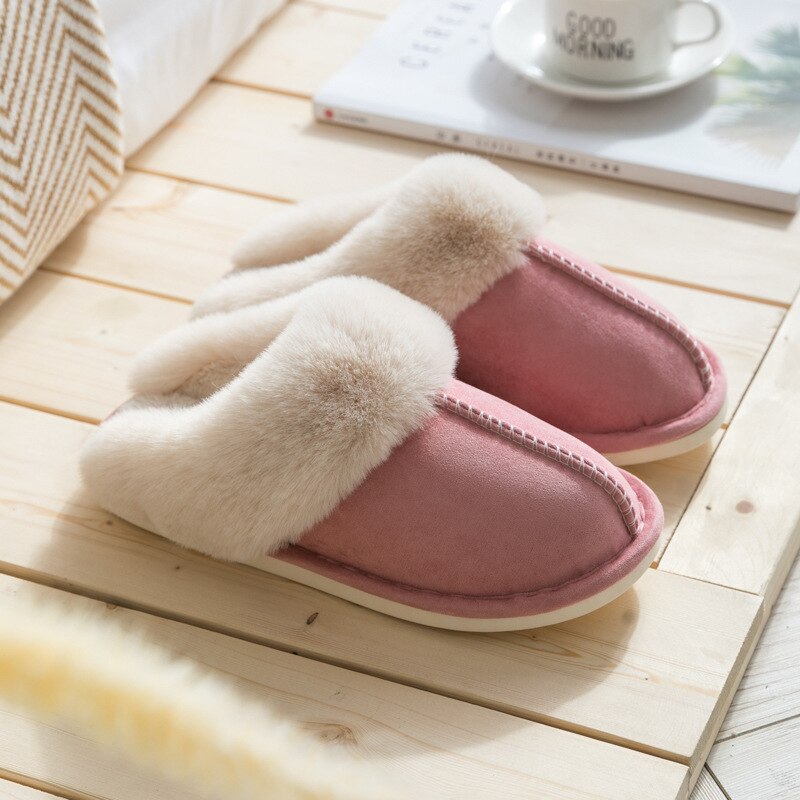 CALORA_ Cosyfluffs UG | Elegante Comfy Pantoffels