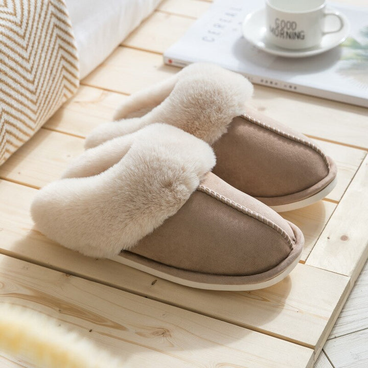 CALORA_ Cosyfluffs UG | Elegante Comfy Pantoffels