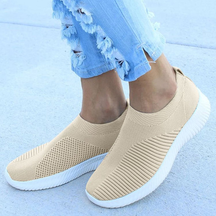 CALORA_ Dames Ademende Crystal Instappers voor Wandelen en Comfort
