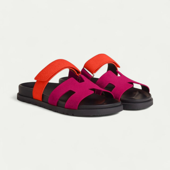 CALORA_ Dames Slide Sandalen met Moderne Sleek Uitsnijdingen en Comfort