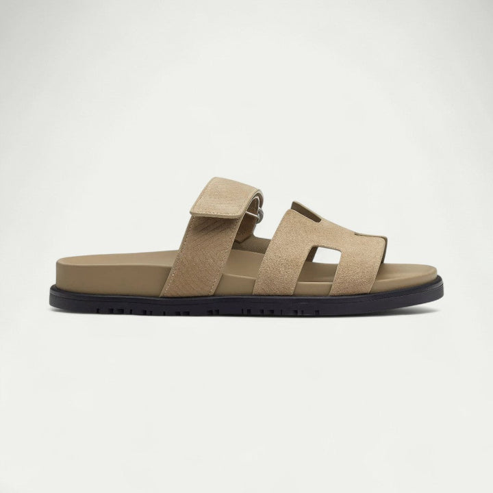 CALORA_ Dames Slide Sandalen met Moderne Sleek Uitsnijdingen en Comfort