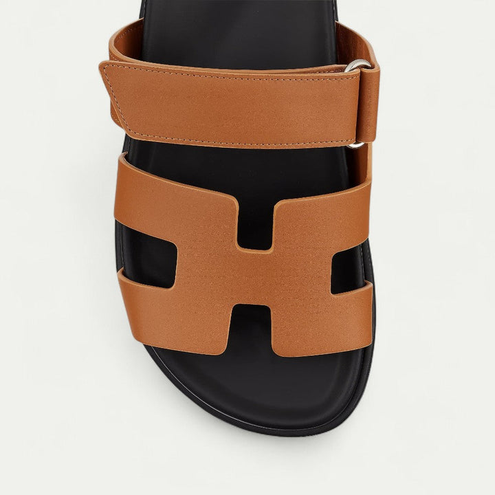 CALORA_ Dames Slide Sandalen met Moderne Sleek Uitsnijdingen en Comfort