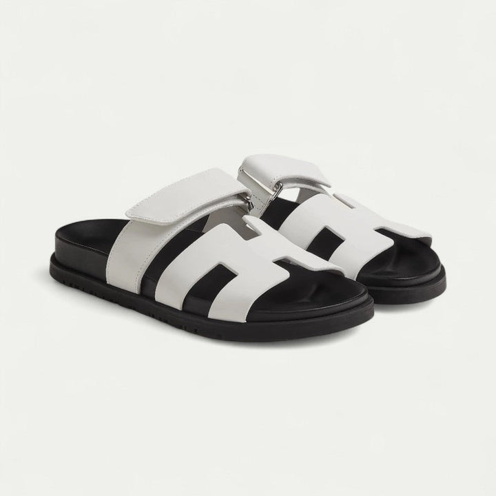 CALORA_ Dames Slide Sandalen met Moderne Sleek Uitsnijdingen en Comfort