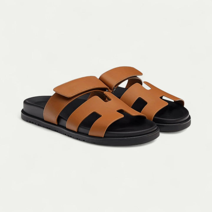 CALORA_ Dames Slide Sandalen met Moderne Sleek Uitsnijdingen en Comfort