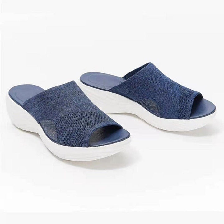 CALORA_ Dames Slip-On Sandalen met Zachte Brei Bovenkant en Open Neus