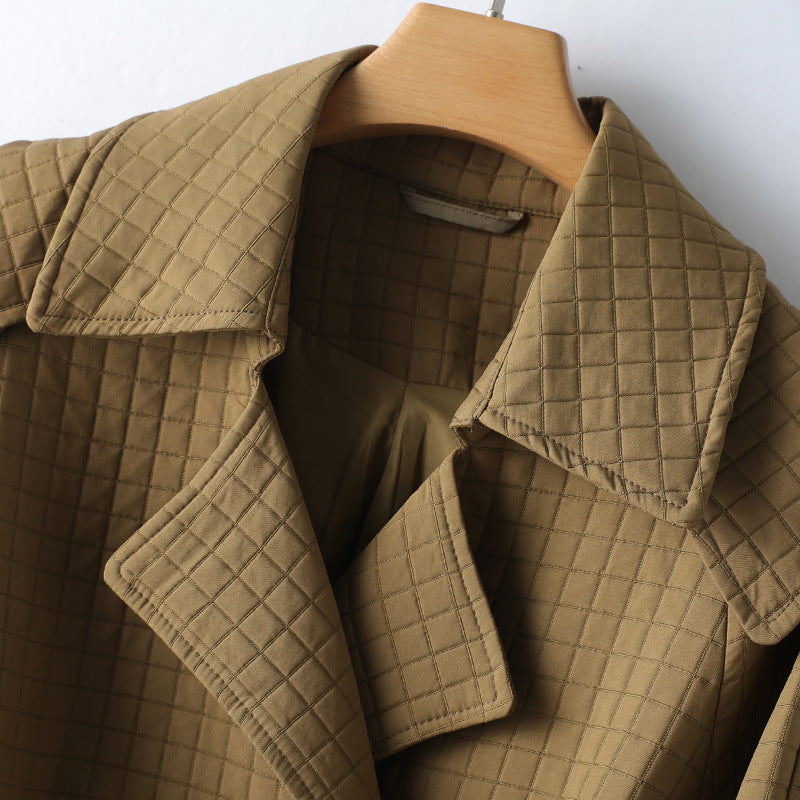 CALORA_ Dames Trenchcoat met Vierkante Ruit en Revers voor Elegante Stijl