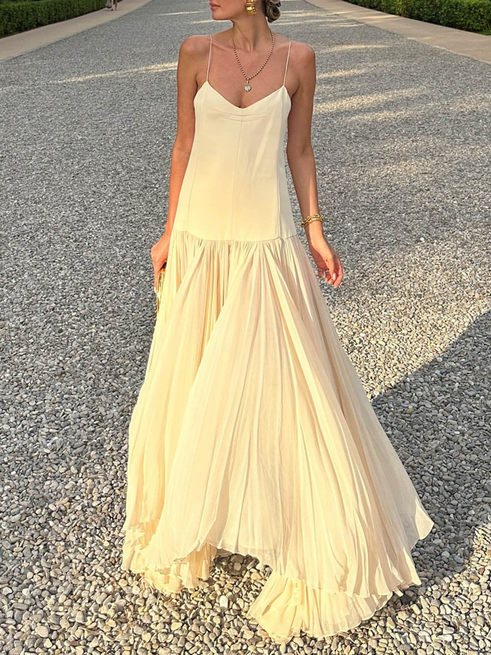 CALORA_ Elegante Getailleerde Jurk met Taillering en Ademend Stof