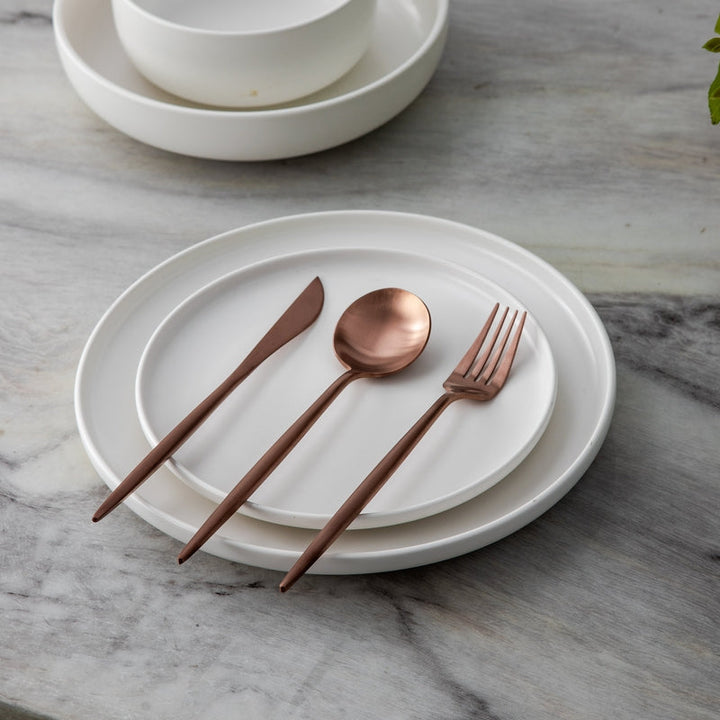 CALORA_ Elegante Gouden Minimalistische Bestekset