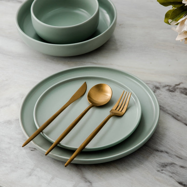 CALORA_ Elegante Gouden Minimalistische Bestekset