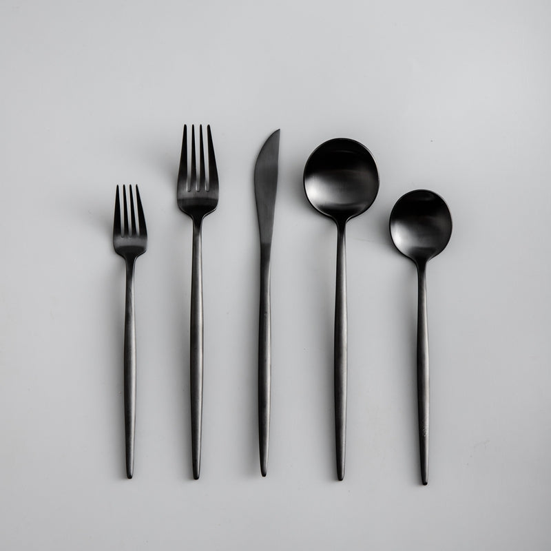 CALORA_ Elegante Gouden Minimalistische Bestekset