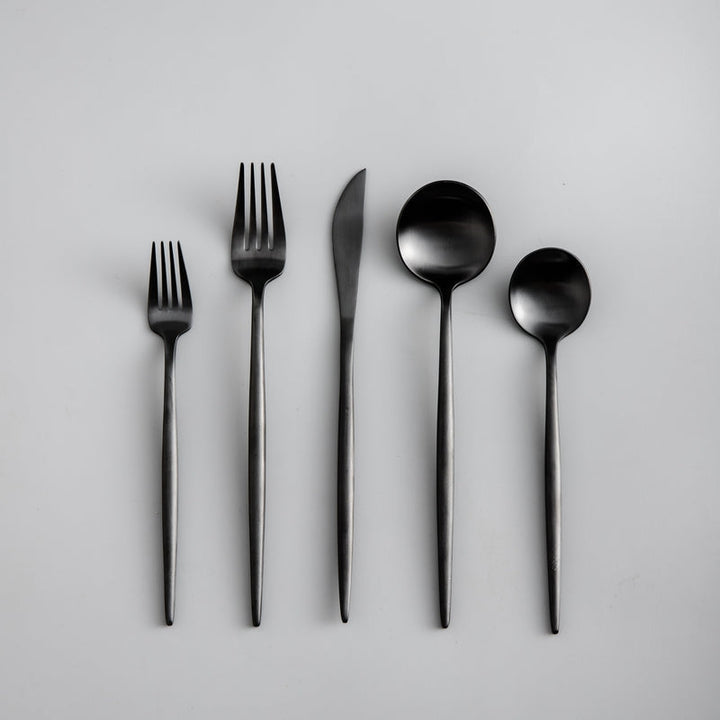 CALORA_ Elegante Gouden Minimalistische Bestekset