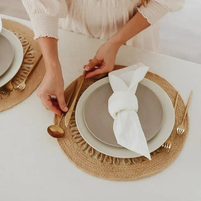 CALORA_ Elegante Gouden Minimalistische Bestekset