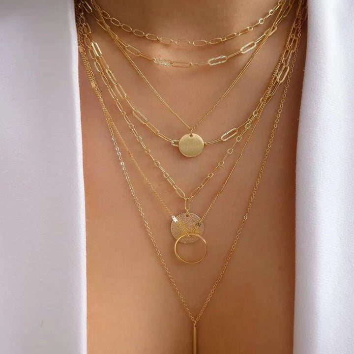 CALORA_ Boho Glamour Meerlaagse Kettingen Gift Set