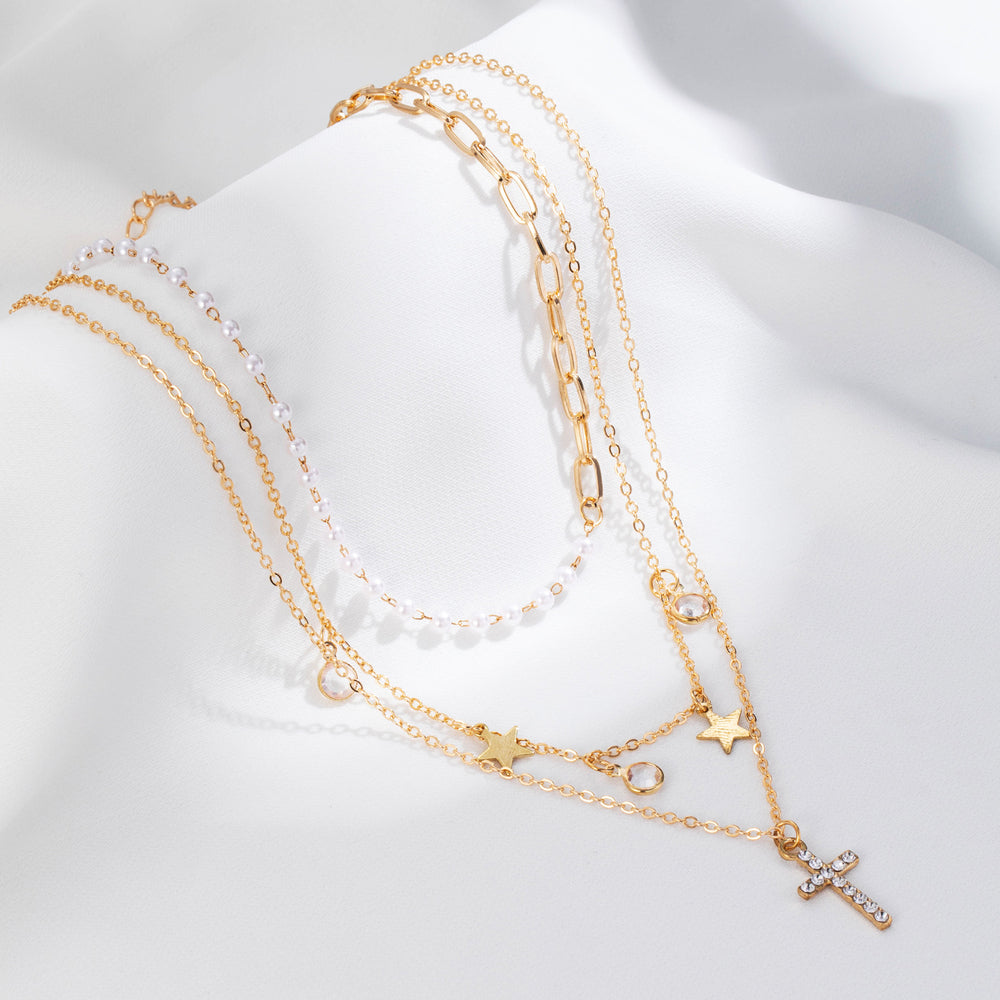 CALORA_ Elegante Gouden Parel Kettingen Set met Kristallen Hangers voor de Moderne Vrouw