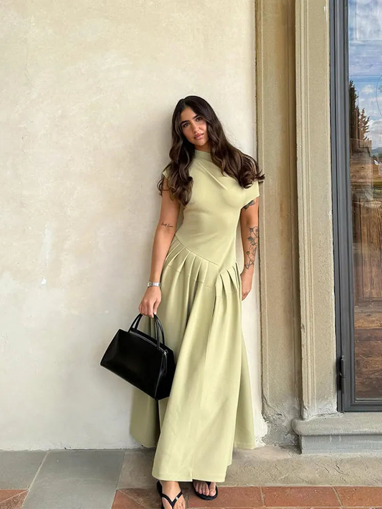 CALORA_ Elegante Groene Geplooide Jurk Met O Hals En Korte Mouw