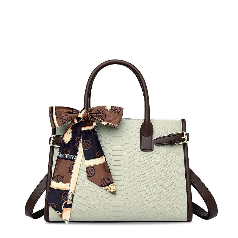 CALORA_ Elegante Handtas van Vegan Leer met Goudkleurige Details en Vakjes