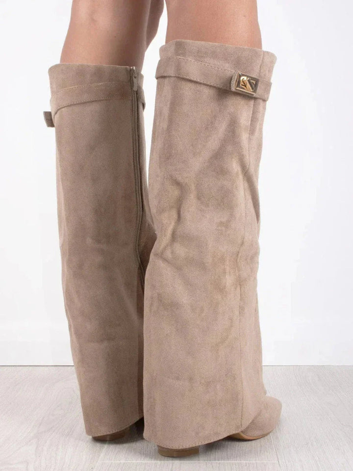 CALORA_ Elegante Hoge Laarzen Met Flap En Blokhak Van Leder
