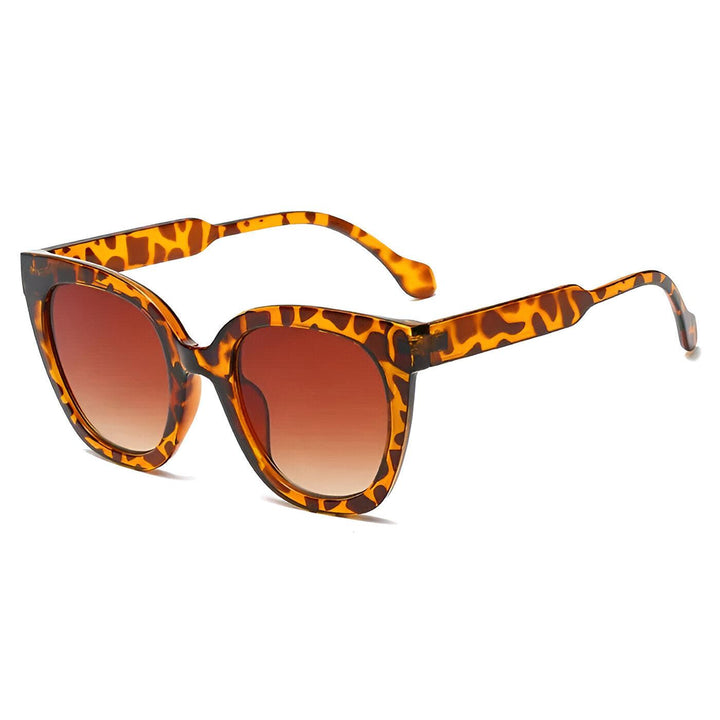 CALORA_ Elegante Rosy Riviera Zonnebril met Lichtgewicht Kunststof Montuur