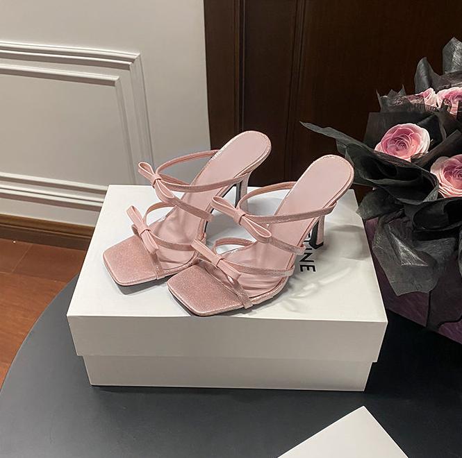 CALORA_ Elegante Strappy Sandalen met Strik en Hoge Hakken