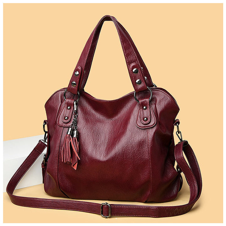 CALORA_ Elegante Vegan Leren Draagtas met Zachte Voering en Zwarte Details
