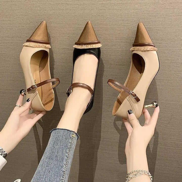 CALORA_ Fabulous Femme | Klassieke Sexy Puntige Hakken