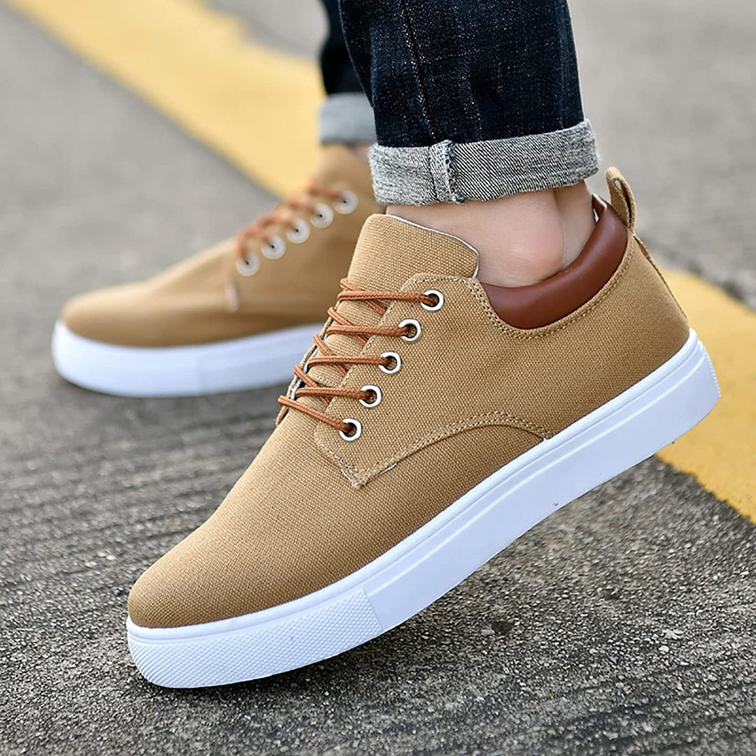 CALORA_ Farnham | Stoere herensneakers met witte zool